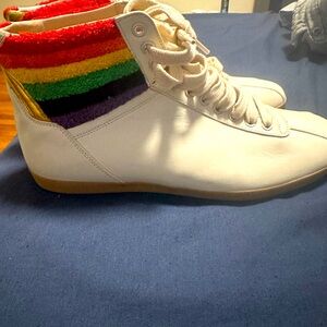 Size 9 1/2 men’s Gucci rainbow high top sneakers